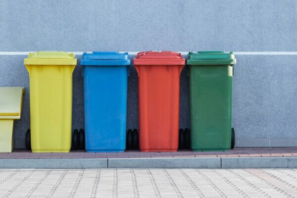 garbage disposal in Japan