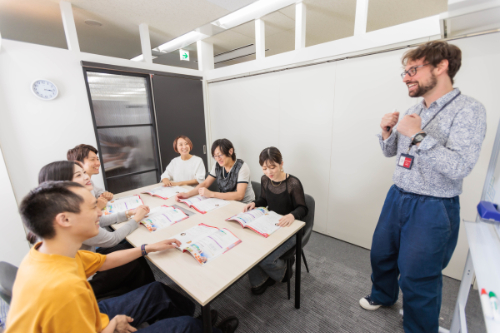 Part time jobs for English speakers in Tokyo