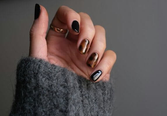 nail manicure in Tokyo, Japan