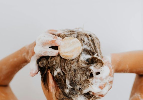 pexels-karola-g-5241044