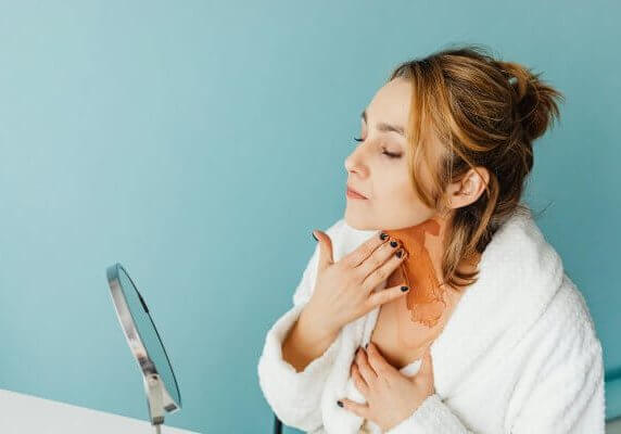 pexels-karola-g-7321307